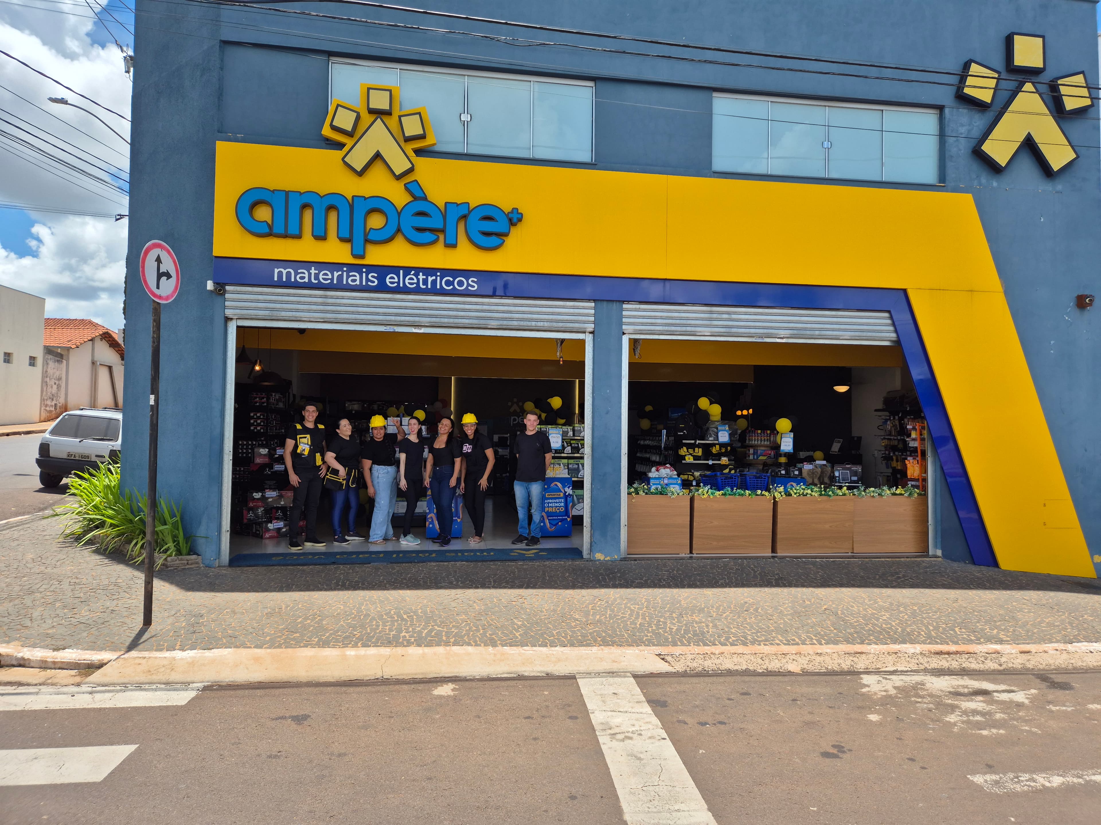 Fachada da Loja Ampère Mais - Materiais Elétricos